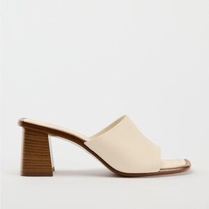 🍦Brand new never worn Zara leather slides size 8/39